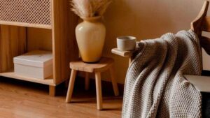 How-to-Stain-a-Wood-Floor