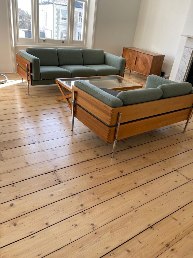 floor sanding inside room